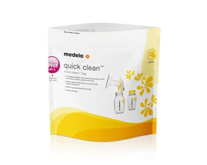 Packaging for the Medela Quick Clean™ Microwave Bag and a Micro Steam™ bag placed in front of it..