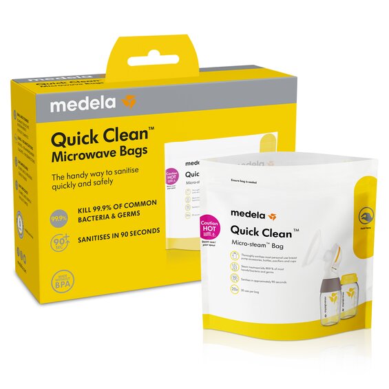 Verpakking voor de Medela Quick Clean™ Magnetronzak en een Micro Steam™ zakje ervoor geplaatst.