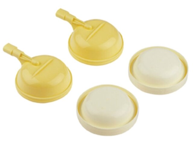 One replacement set of Medela Symphony® protective cap & membranes. Includes x2 of each.