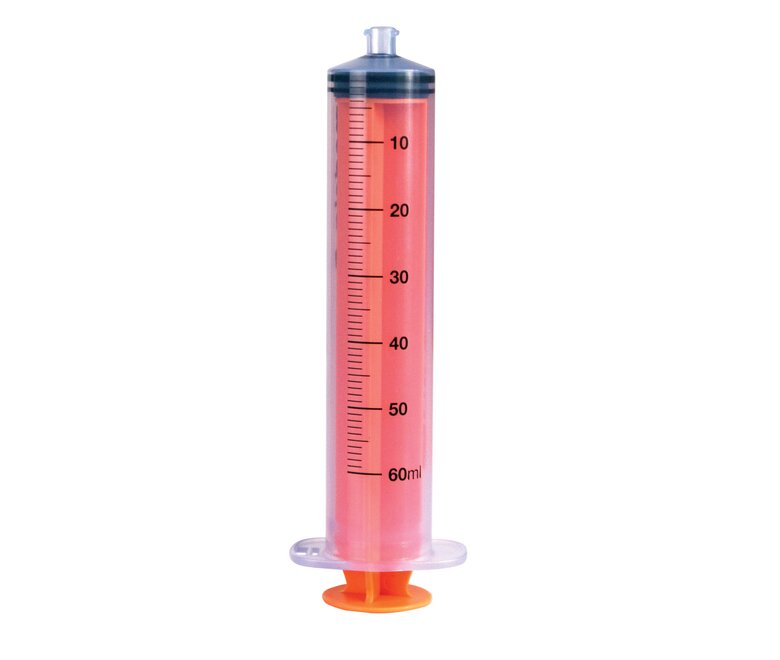 Medela syringes with ENFit® connections have a lockable design with a large syringe flange and hold up to 60 ml.