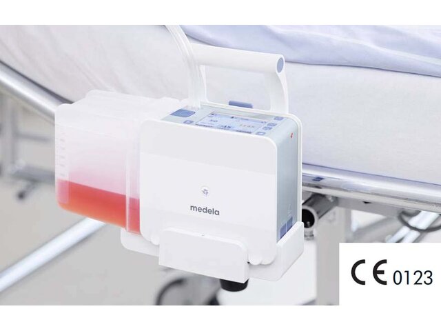 The Medela Thopaz+ digital chest drainage and monitoring system in use in a hospital.