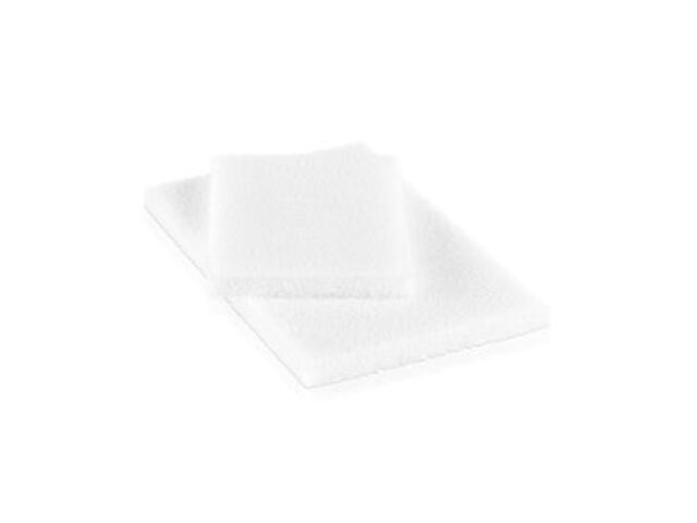 Two pieces of Invia White Foam in the sizes 10 x 7.5 x 0.9 cm 15 x 10 x 0.9 cm.