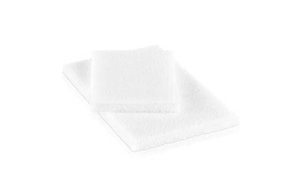 Two pieces of Invia White Foam in the sizes 10 x 7.5 x 0.9 cm 15 x 10 x 0.9 cm.