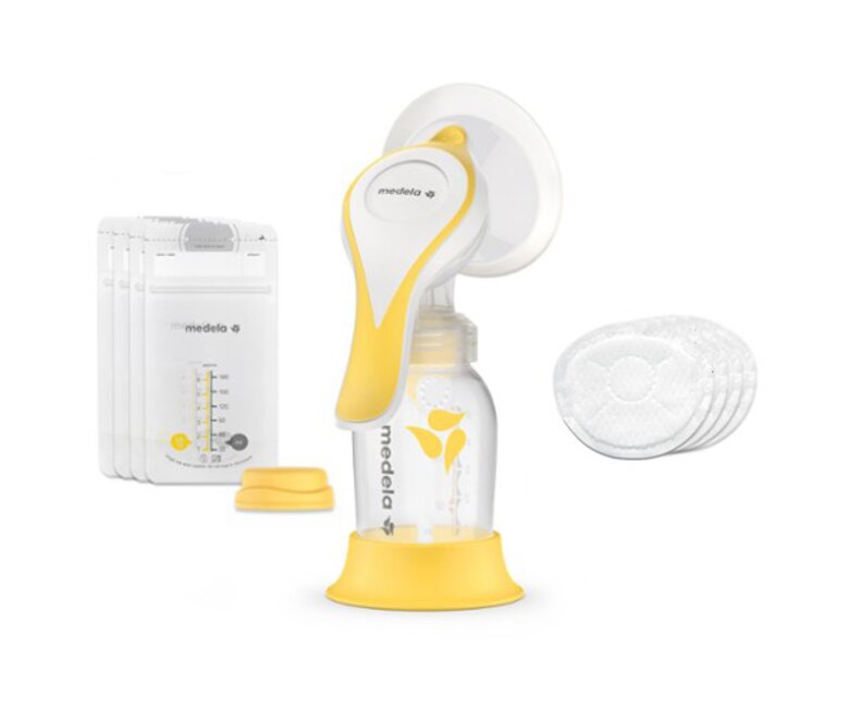 De Medela Harmony™ essentials pack handmatige borstkolfset met kolf, 4x melkbewaarzakjes en 4x ultra-ademende zoogkompressen.