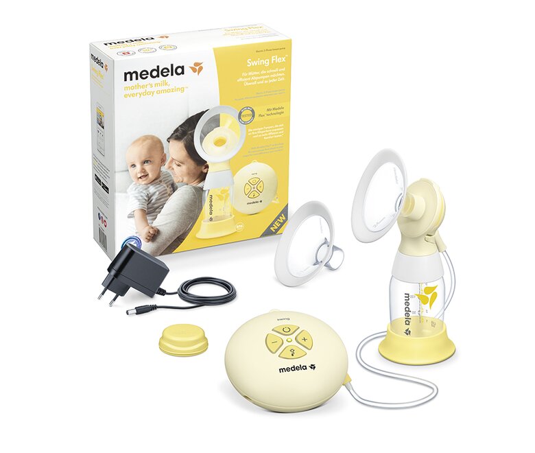 Eine Medela Swing Flex™ Zwei-Phasen-Elektromilchpumpe mit Zubehör und Verkaufsverpackung.