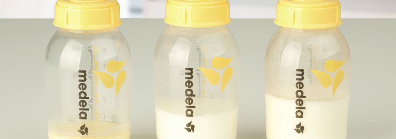 Illustration of the composition of breast milk and its nutrients in Medela breast milk bottles.